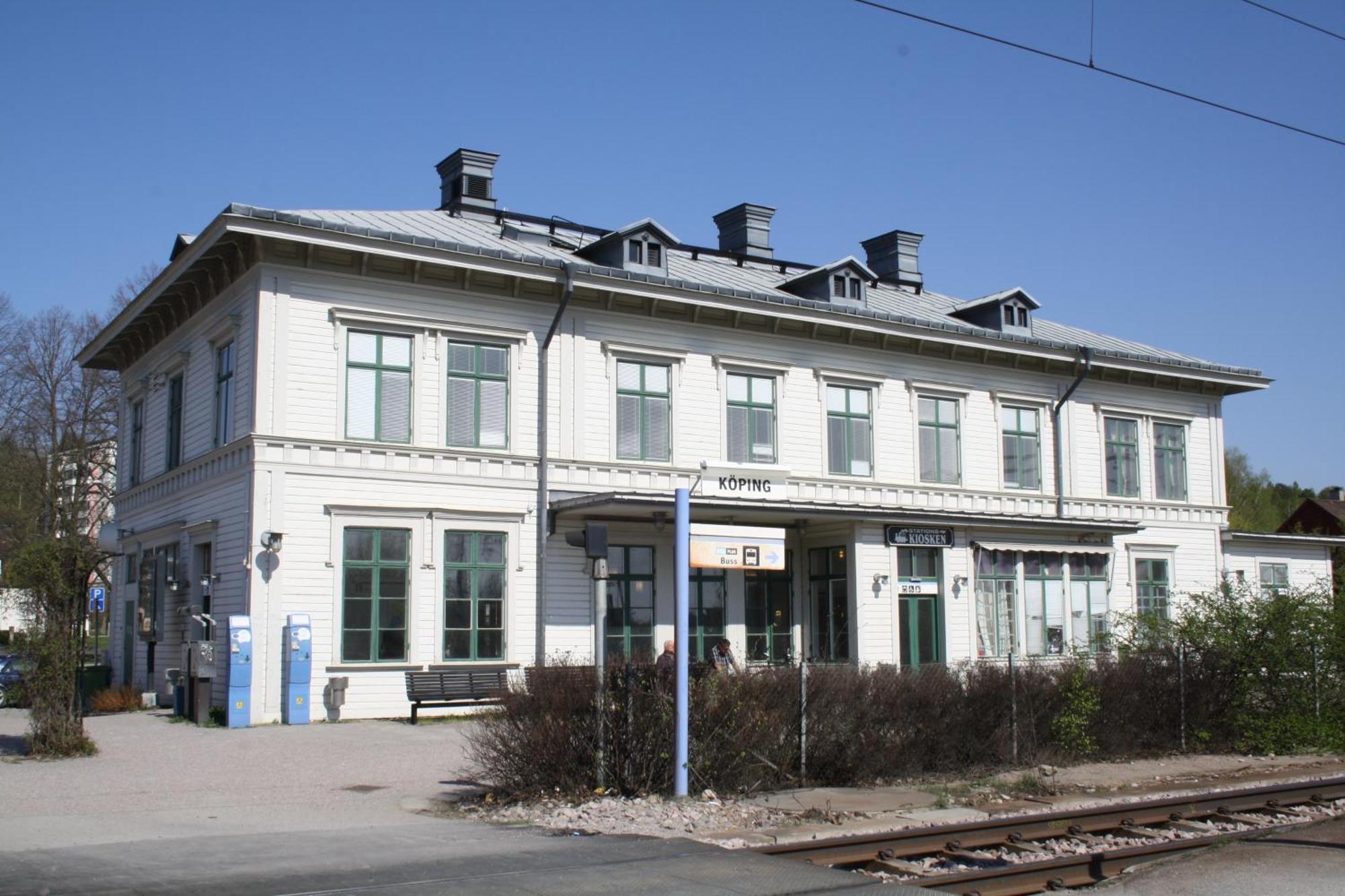 Stationshusets Hotell Och Cafe Köping Exterior foto